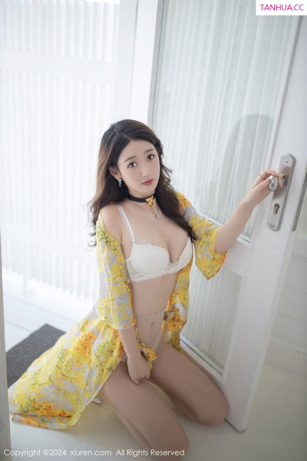唐安琪  [XiuRen]高清写真图 2024.01.22 No.8001 唐安琪 泰国旅拍第11张图片